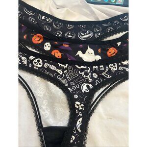 Morvia 3pk lace trim Bikini Goth Skater Emo panties M Blk & Wh Skull Ghost Which